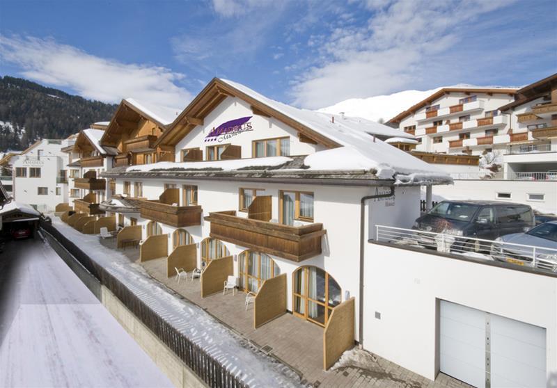 Hotel Amadeus Micheluzzi 세르파우스 외부 사진