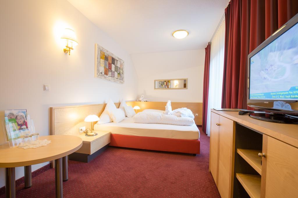Hotel Amadeus Micheluzzi 세르파우스 외부 사진